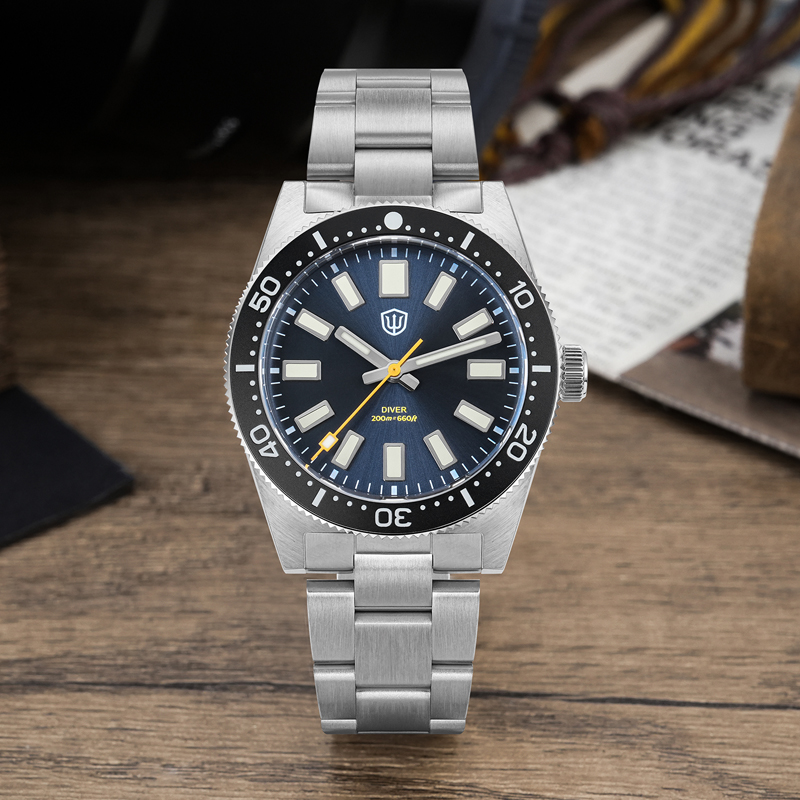 Watchdives WD1965 V2 montre à  - Luxury Watch With Bracelet avis et prix